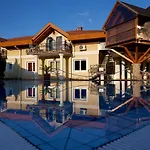 فندق Plattensee فونيارتْسفاشغ