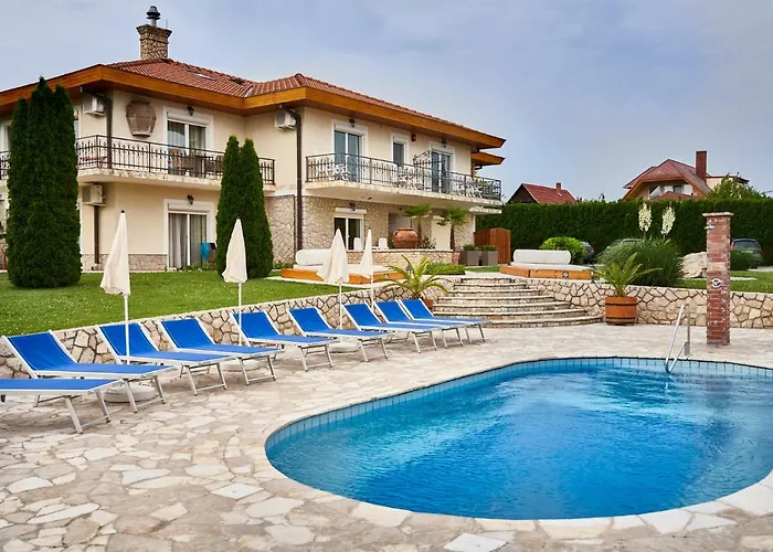 Plattensee 3* פוניארצוושהג'